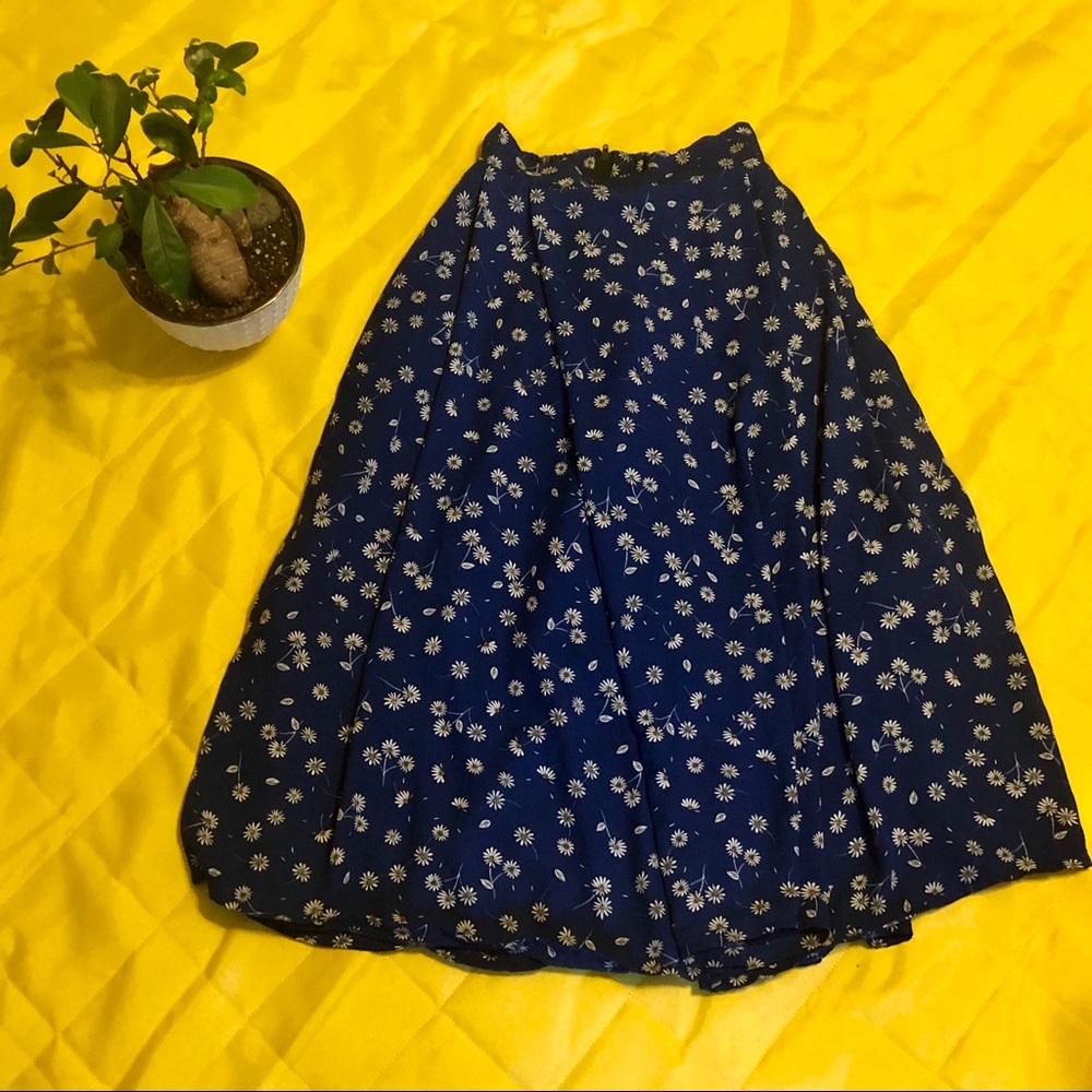 Daisy skirt